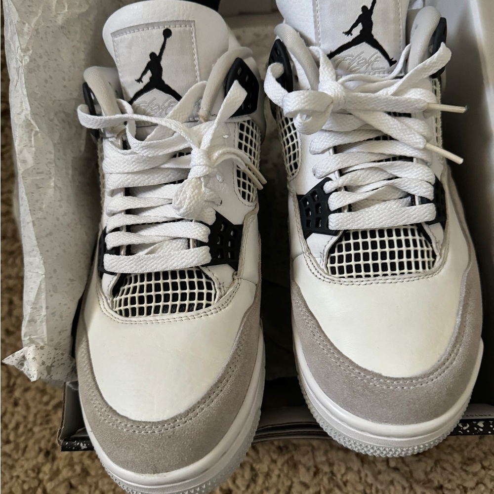 Air Jordan retro4 military black size 8m 9.5w